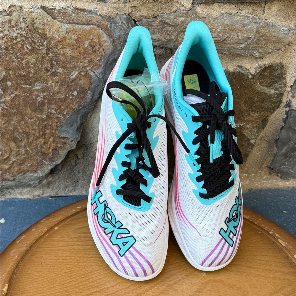 Hoka NWOT Unisex Crescendo MD 2 Racing Sneakers in White/Cielo blue W 9.5/M 8